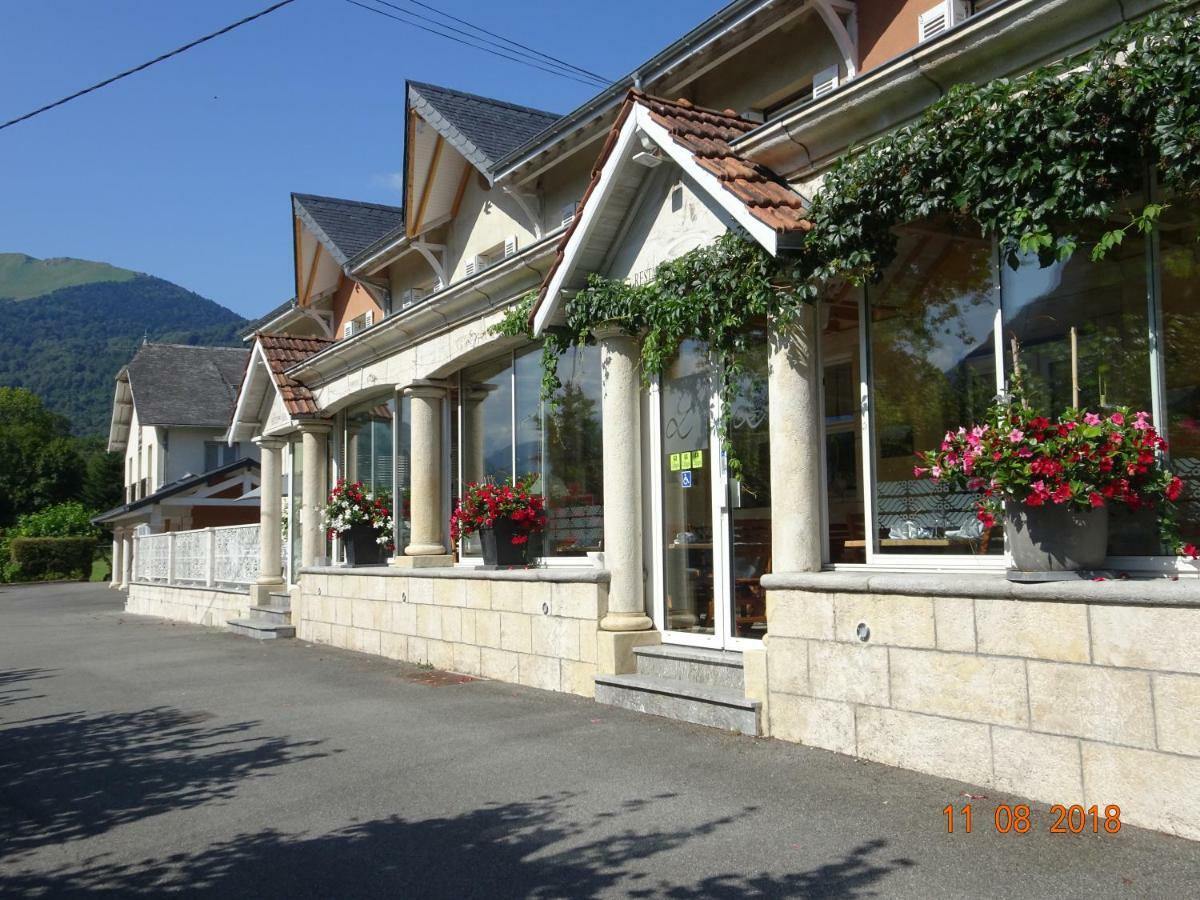 Logis Hotel L'Ayguelade Bielle Exteriér fotografie